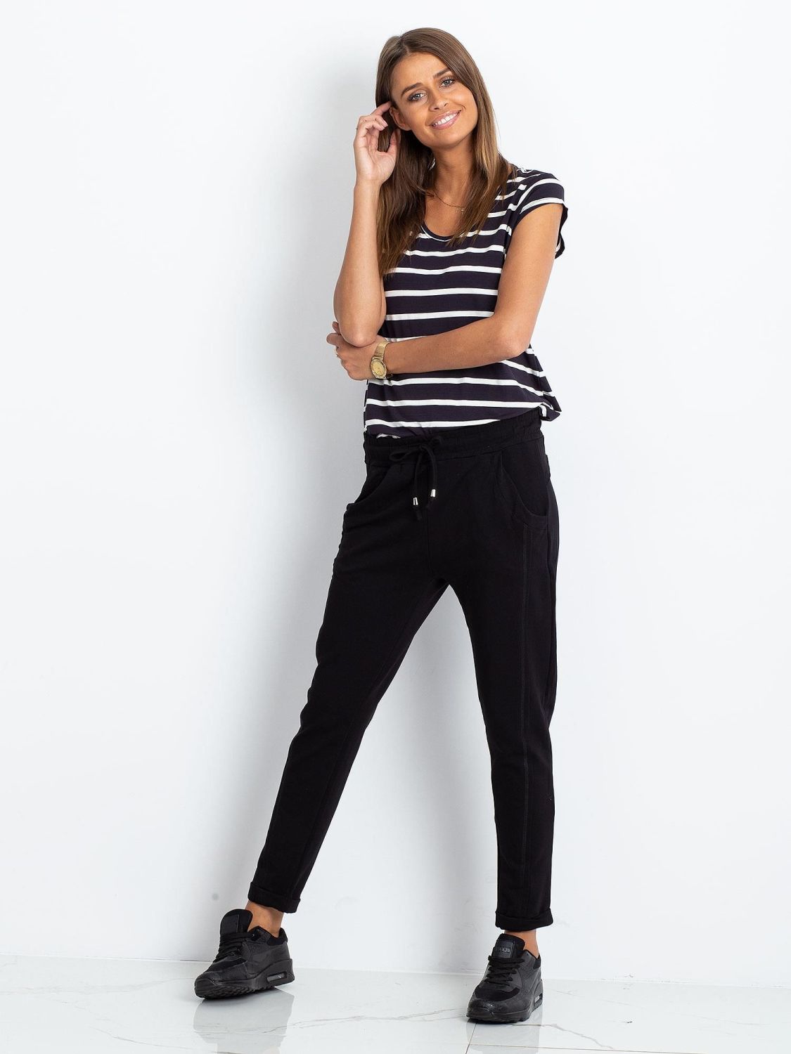 Stylische schwarze Sporthose