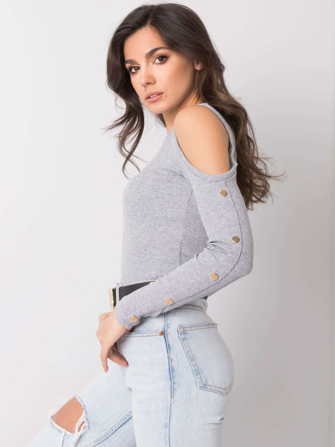 Graue Bluse mit Ausschnitten