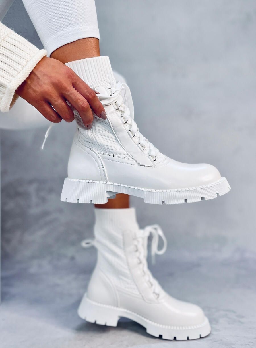 Stiefeletten mit Stoffobermaterial Weiß