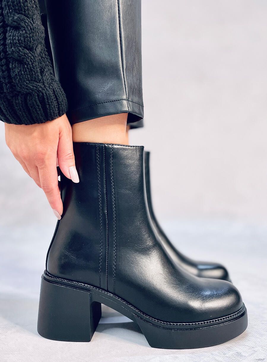 Stiefeletten mit stabilem Absatz Schwarz