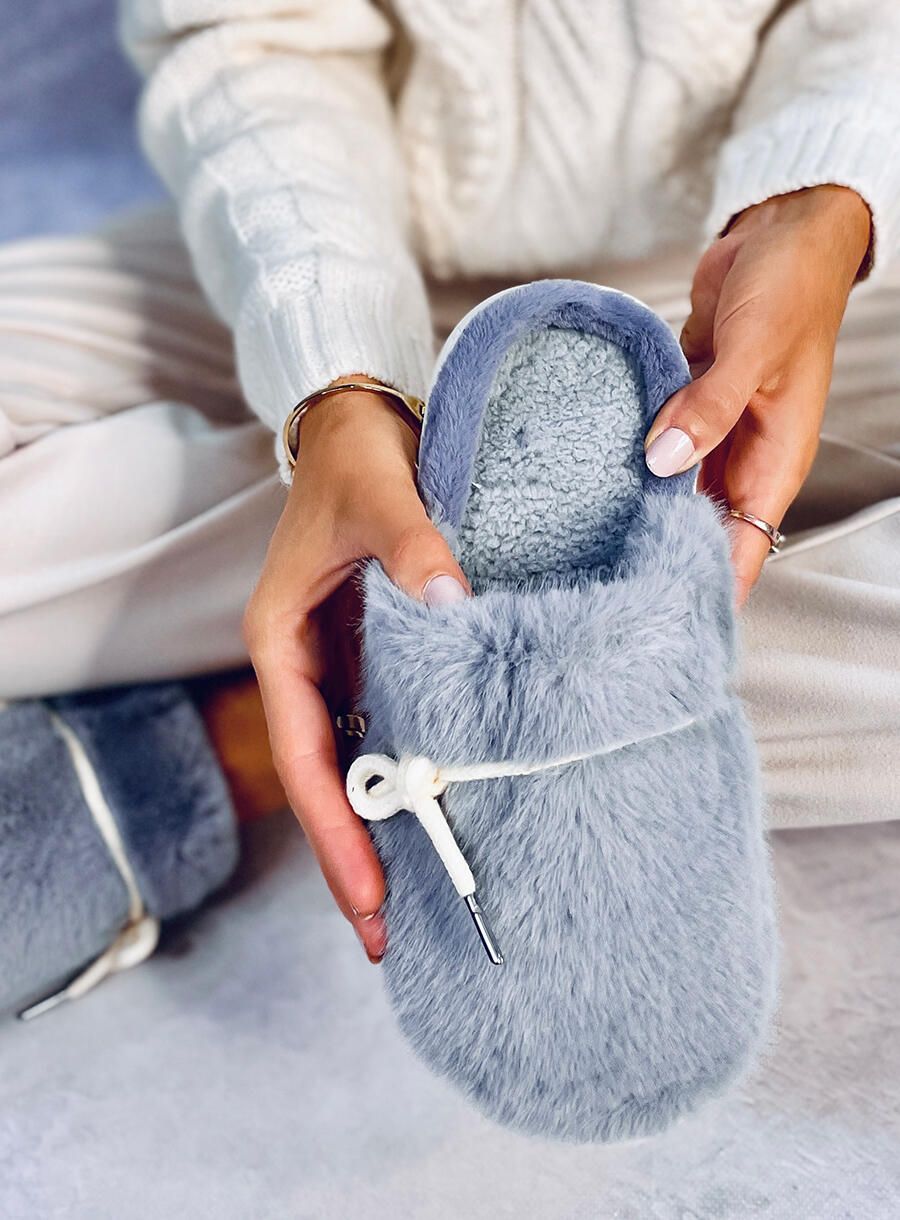 Damenhausschuhe aus Kunstfell Grau