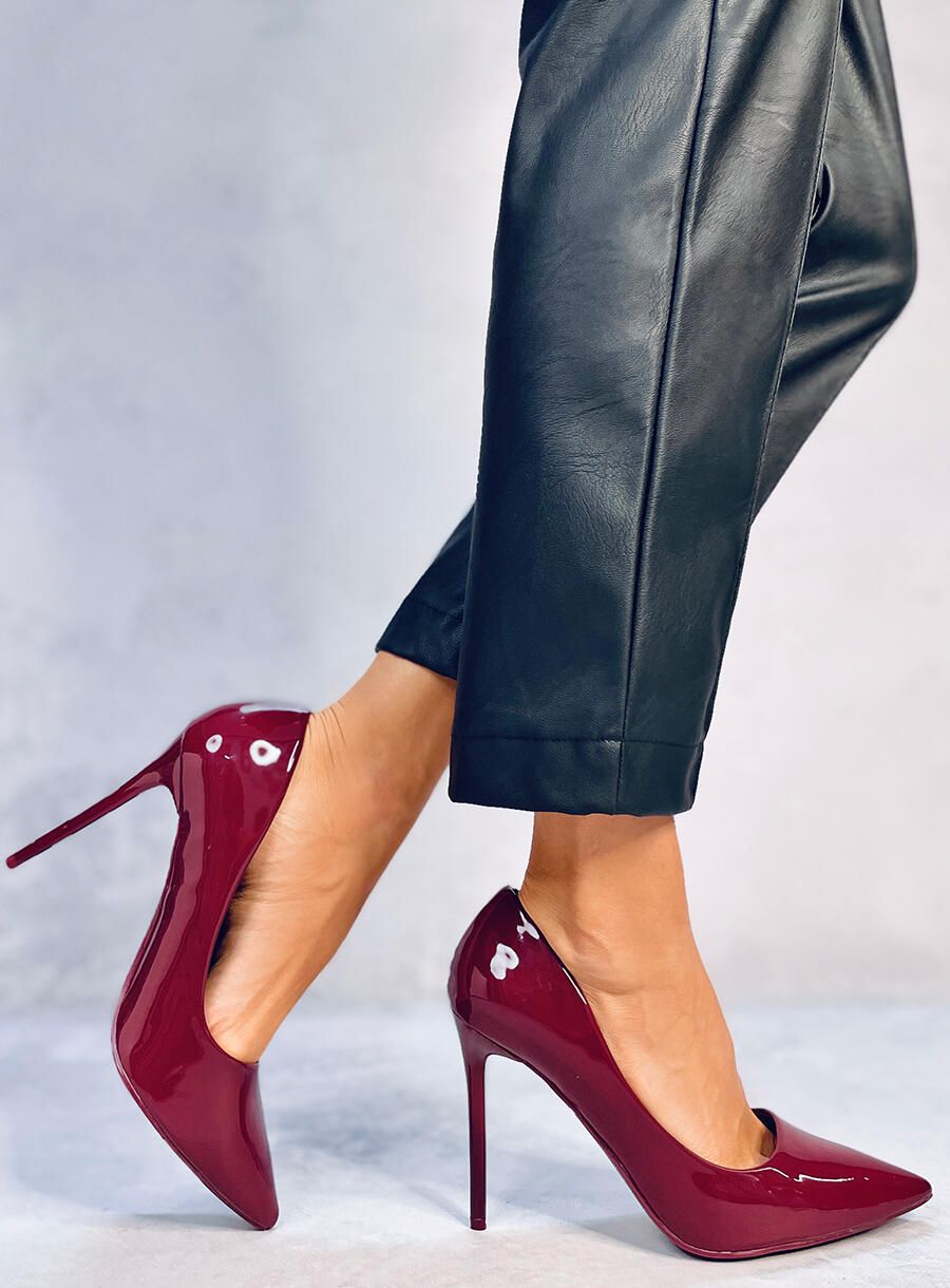 Glänzende Damenpumps Weinrot