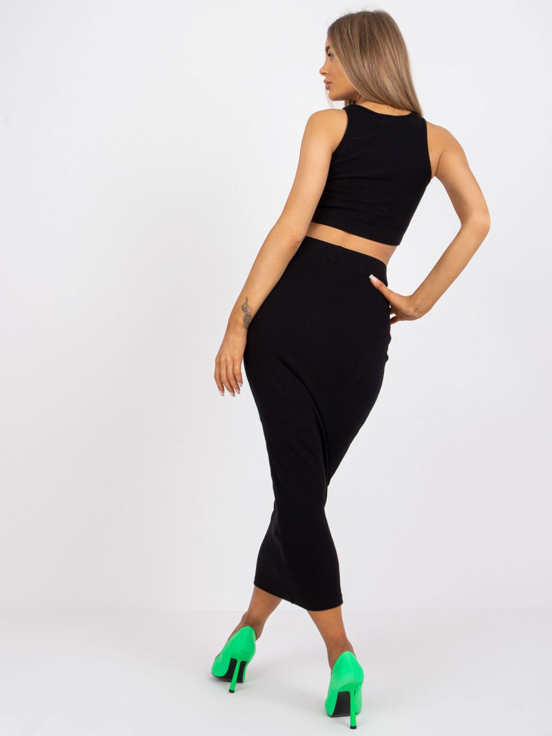 Stylisches schwarzes Set