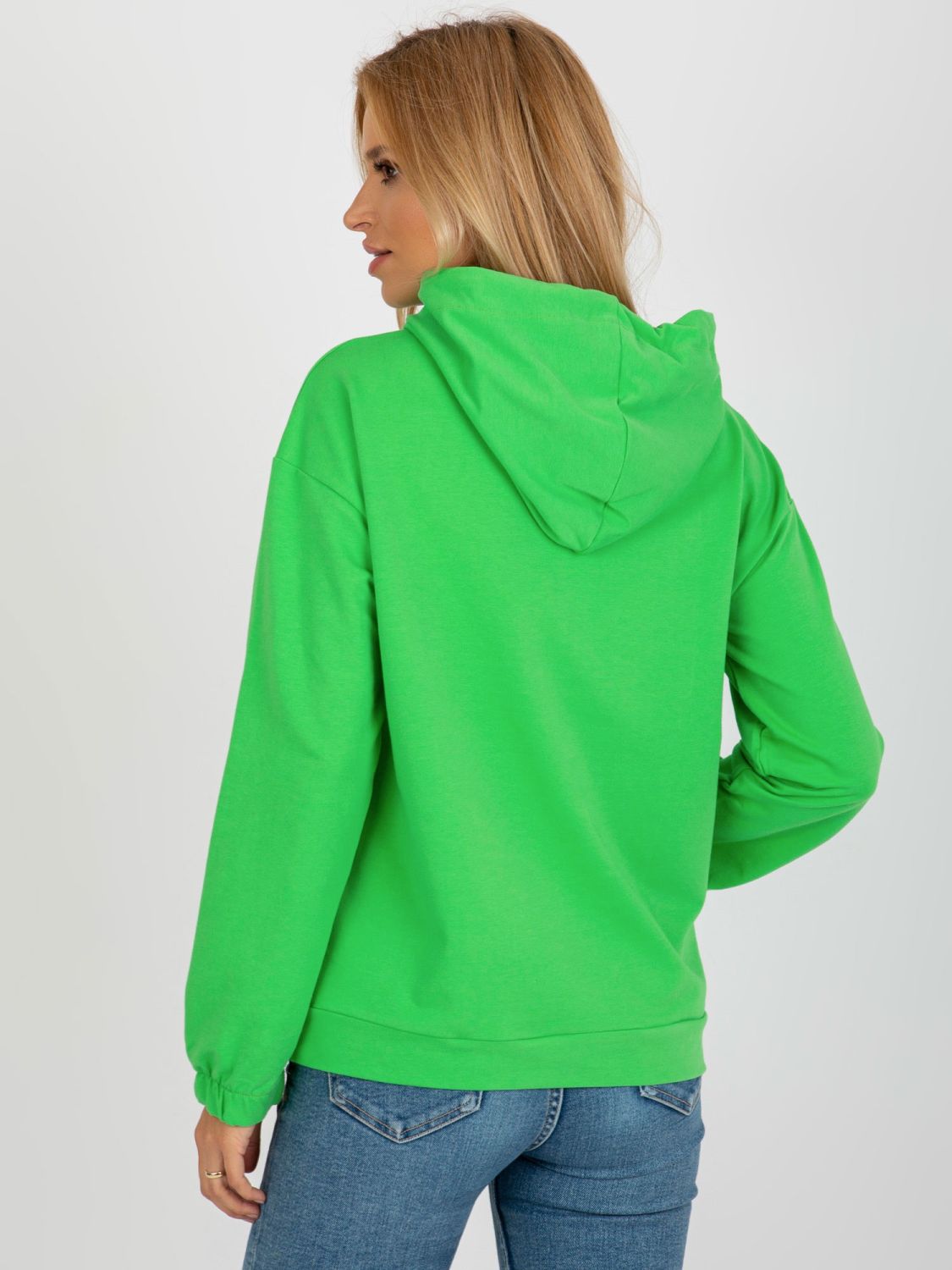 Grüne Sweatshirt mit Kapuze und Aufnäher