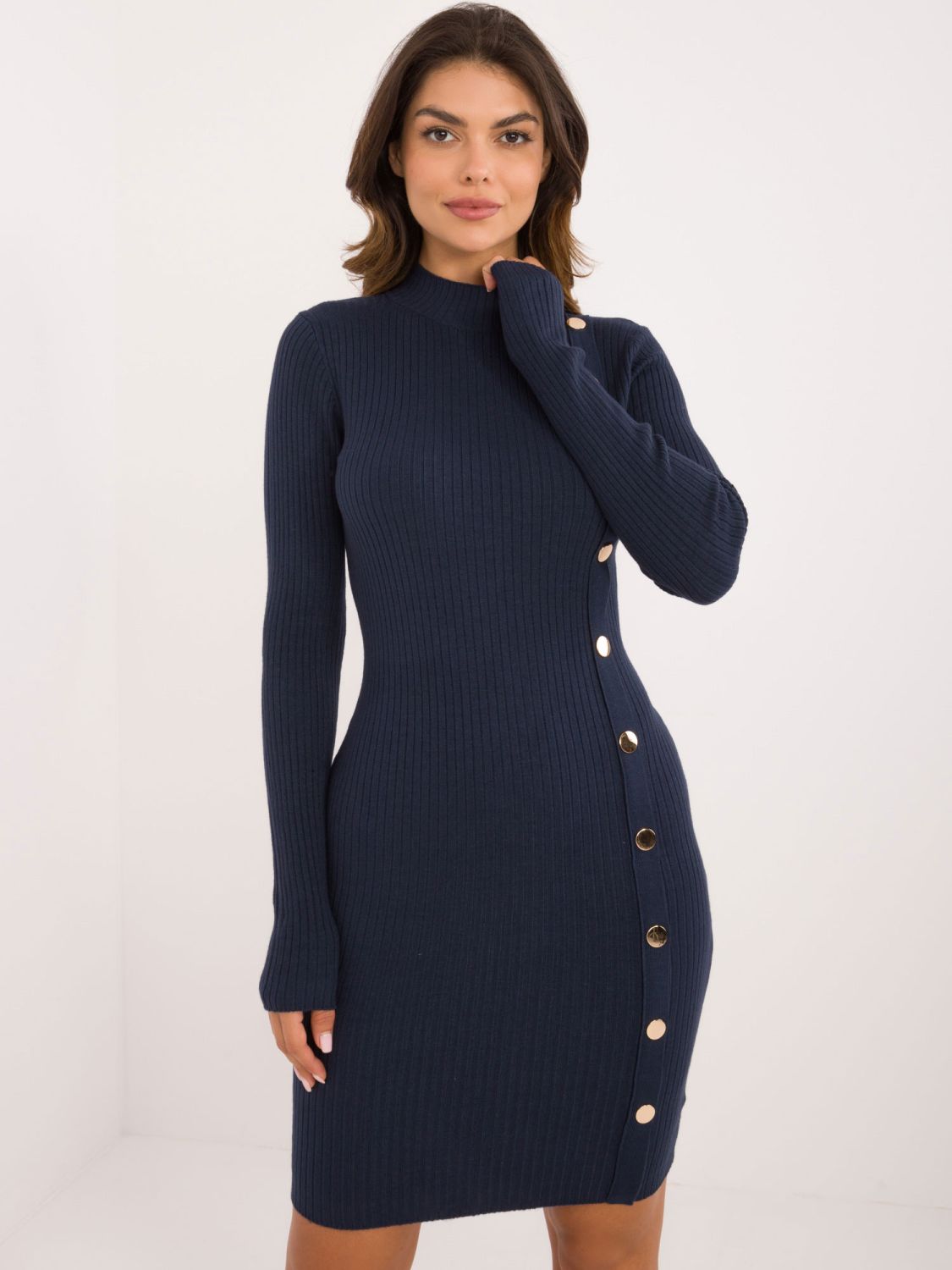 Elegantes blaues Kleid mit langen Ärmeln