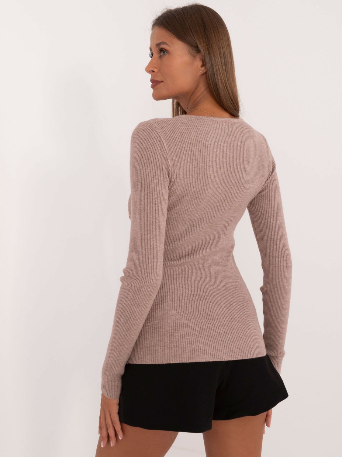 Eleganter beiger Pullover