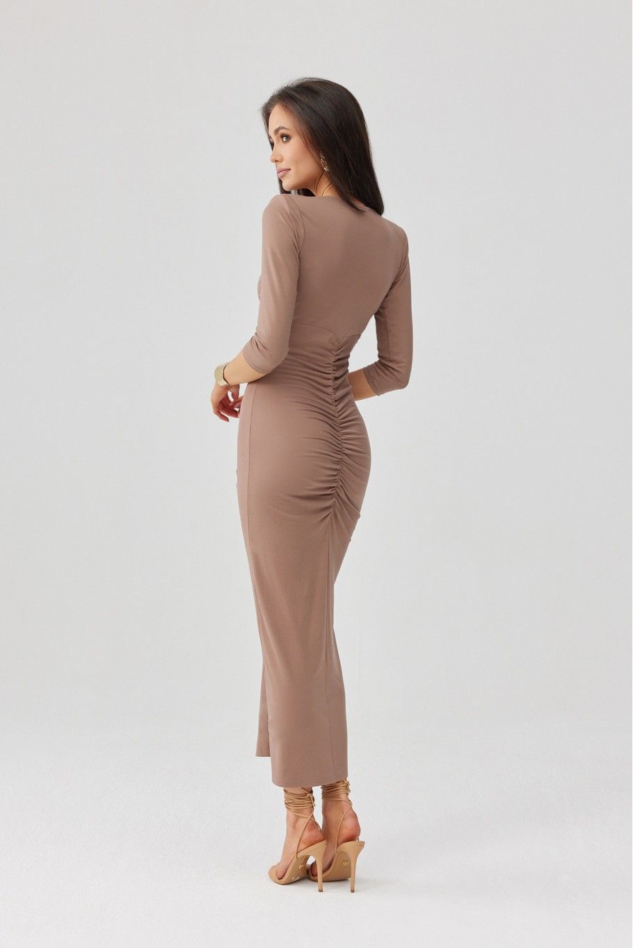 Midi-Kleid in Cappuccino-Farbe