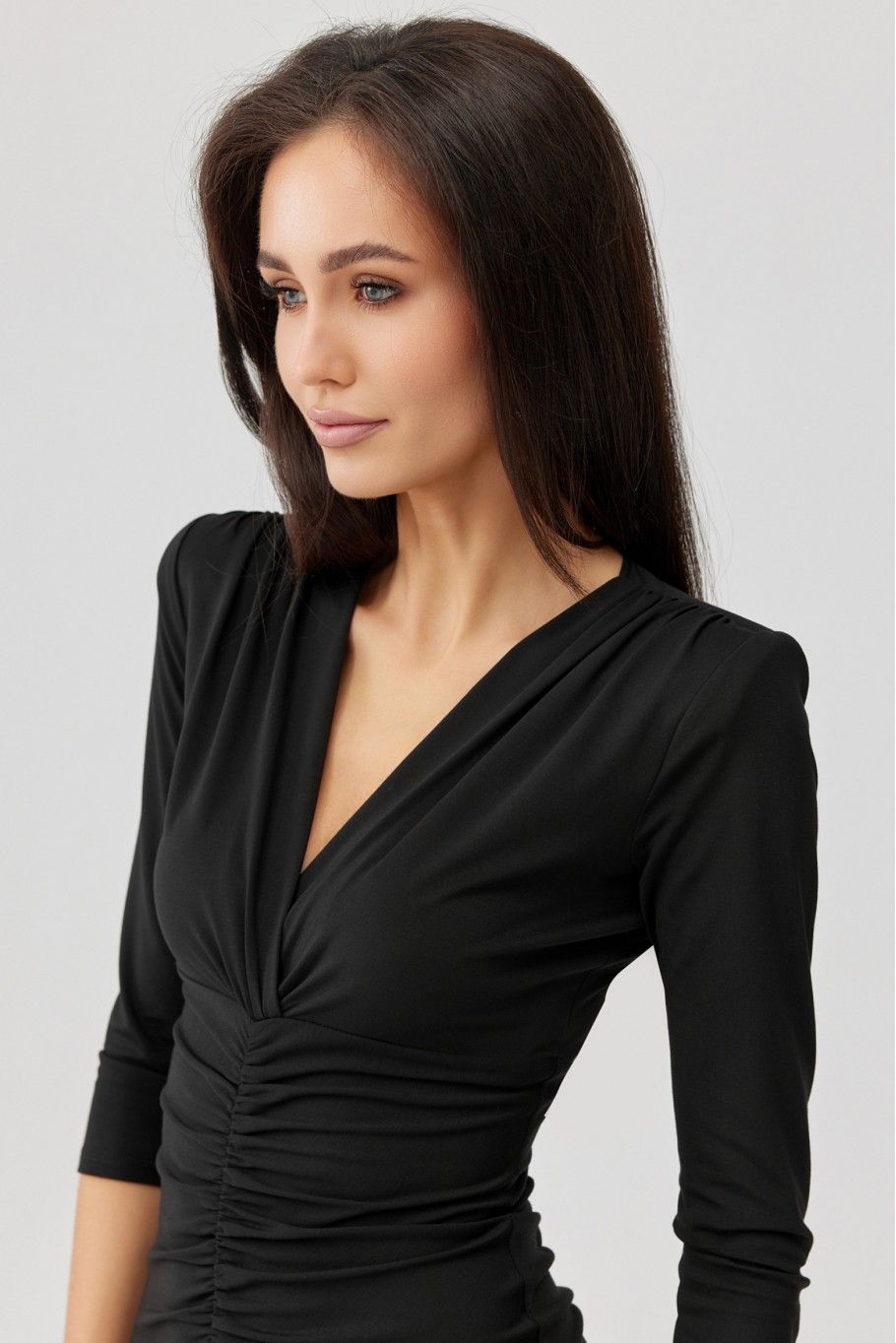 Schwarzes Midi-Kleid Mireya