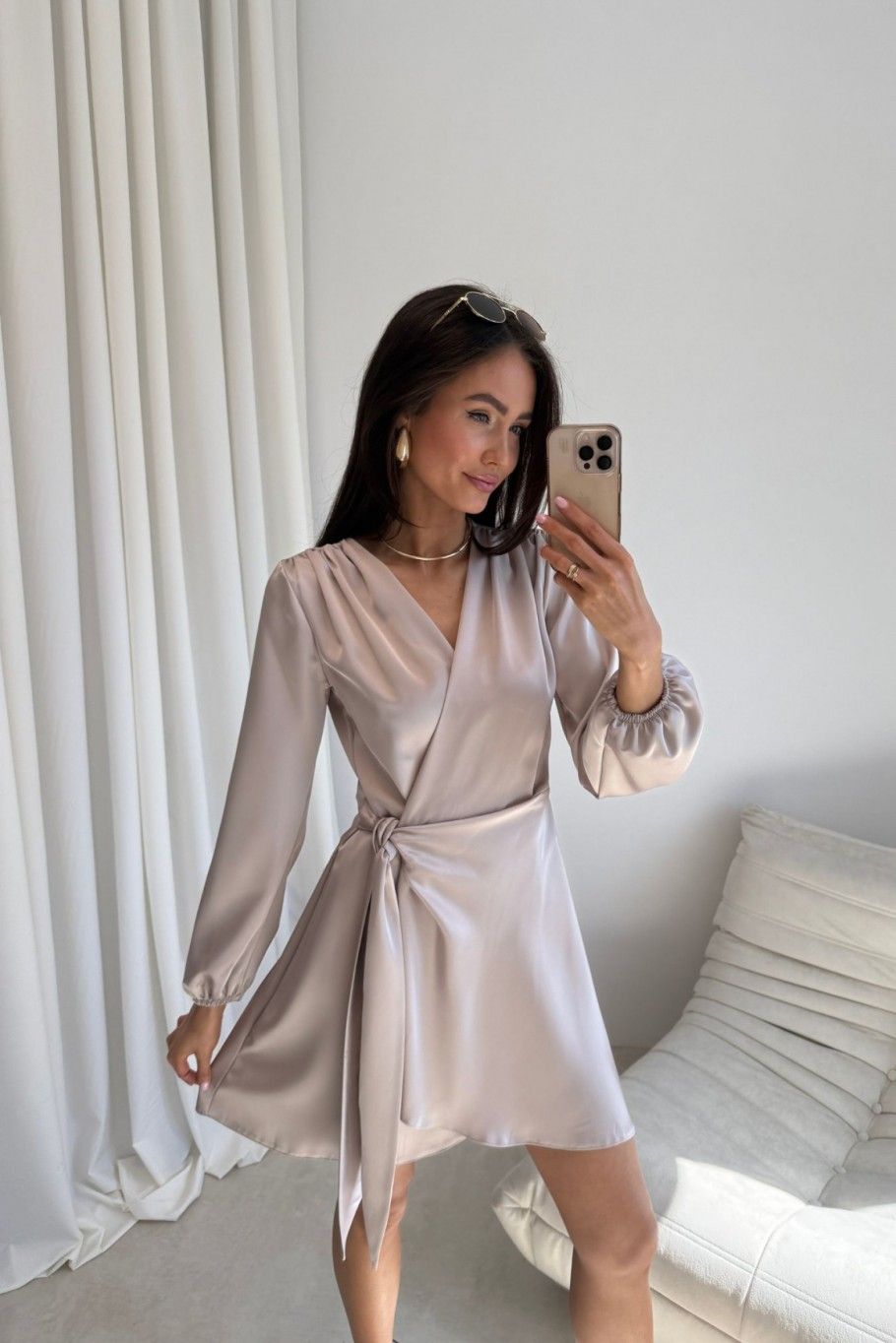Catlin – Mini-Kleid in hellem Beige