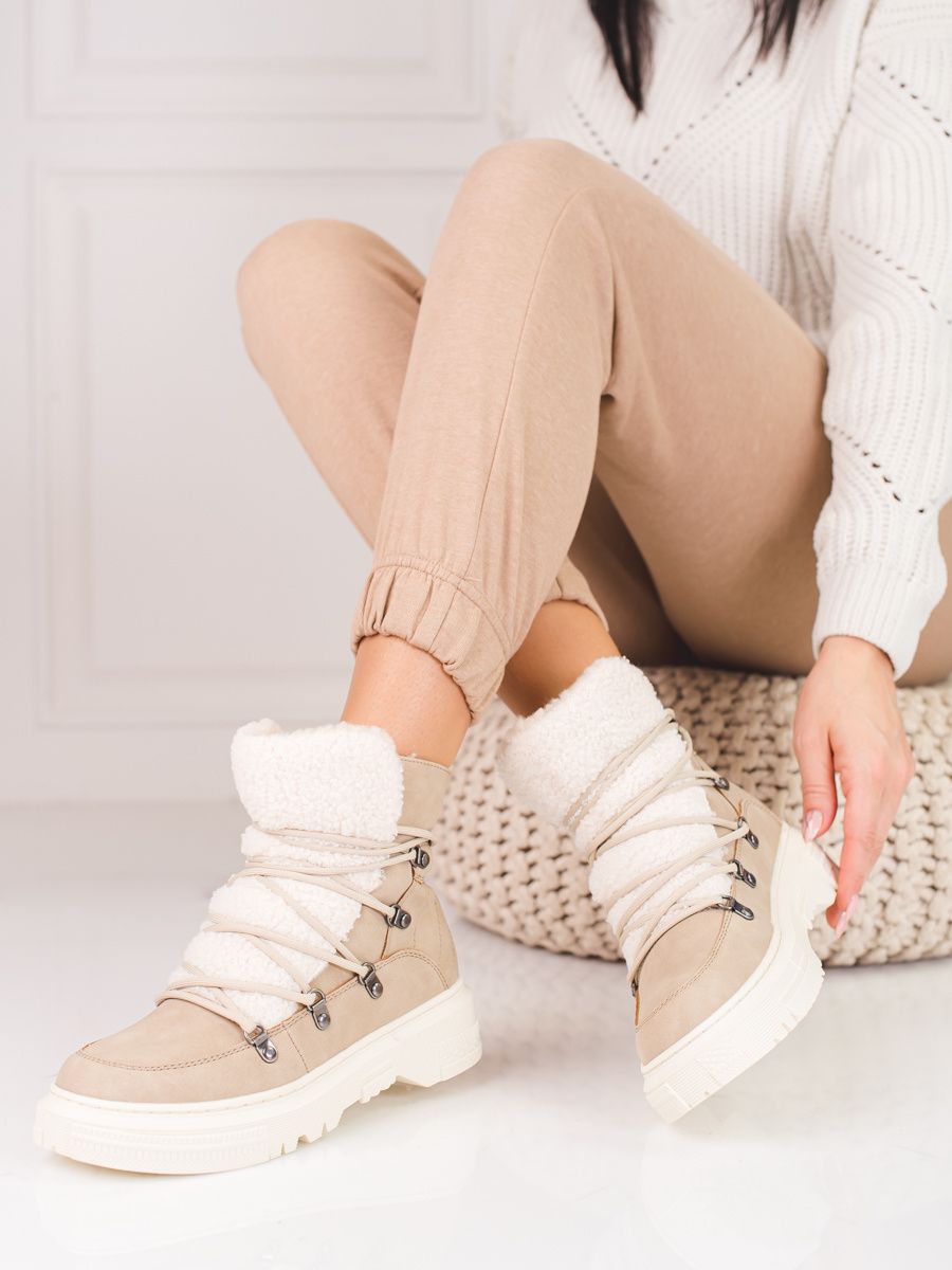 Beige Damen Schneestiefel mit Lammfell