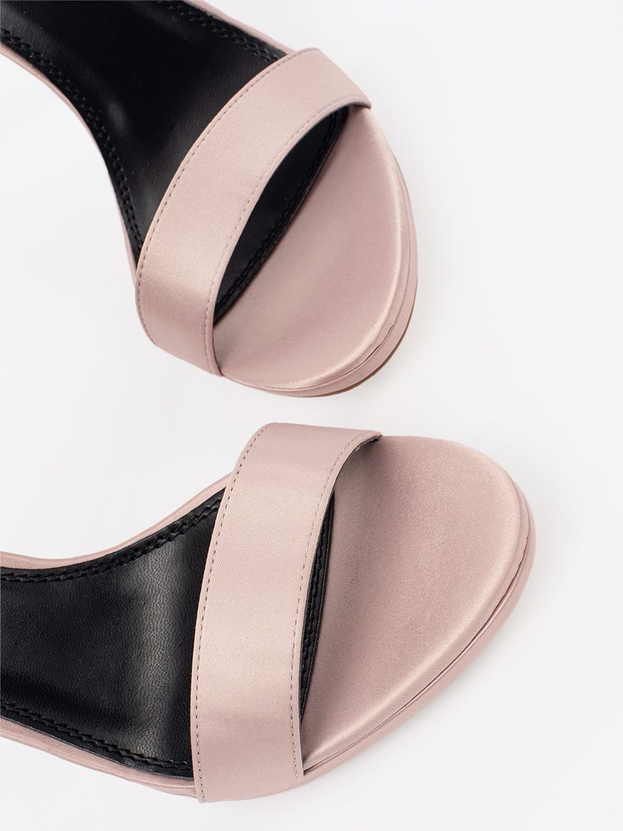 Beige Damen Sandalen mit Absatz