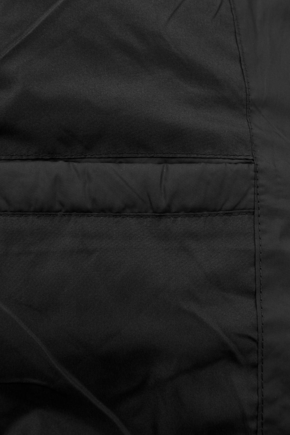 Verlängerter Damen-Wintermantel Schwarz