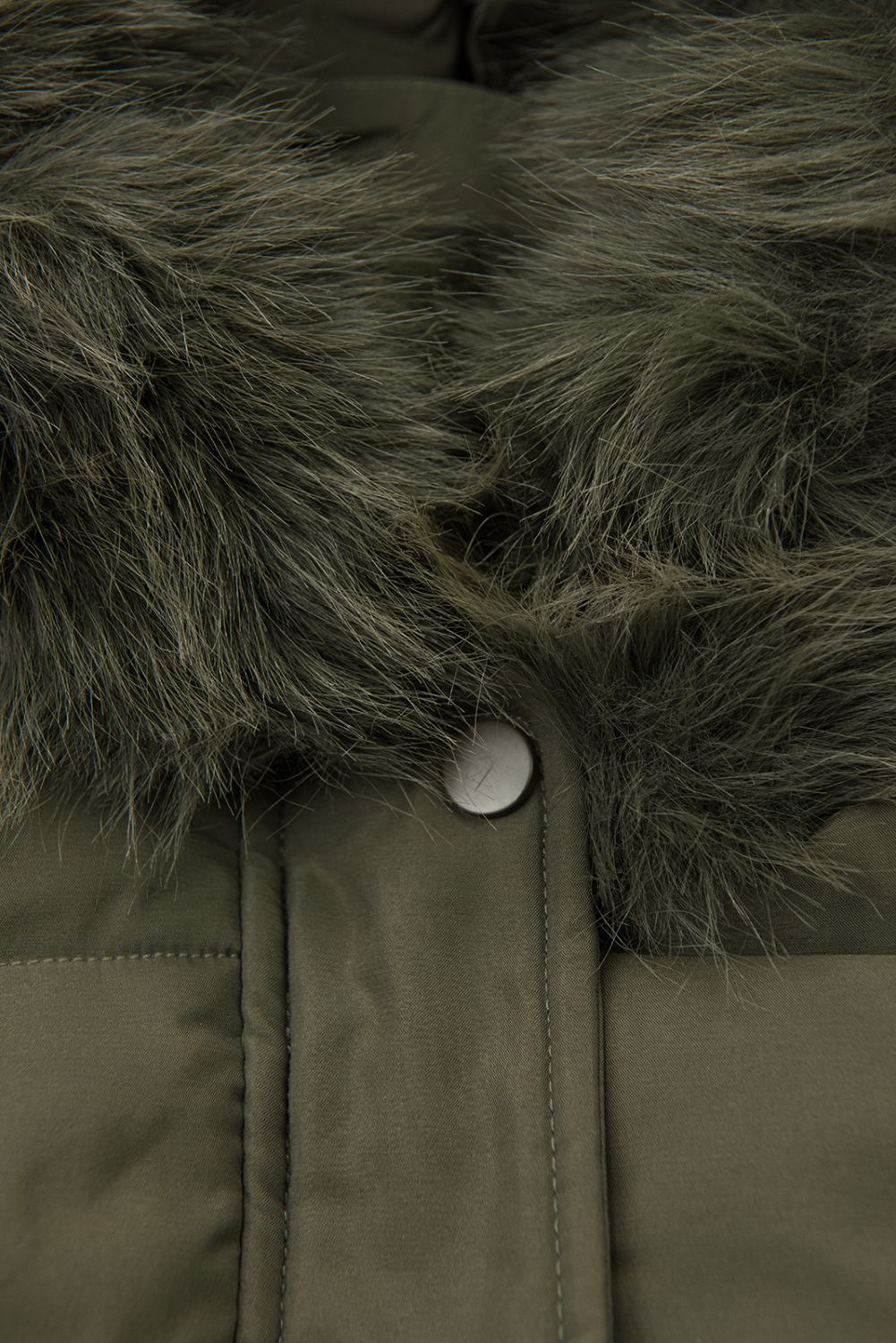 Damen-Winterjacke mit abnehmbarem Kunstfell Dunkelgrün