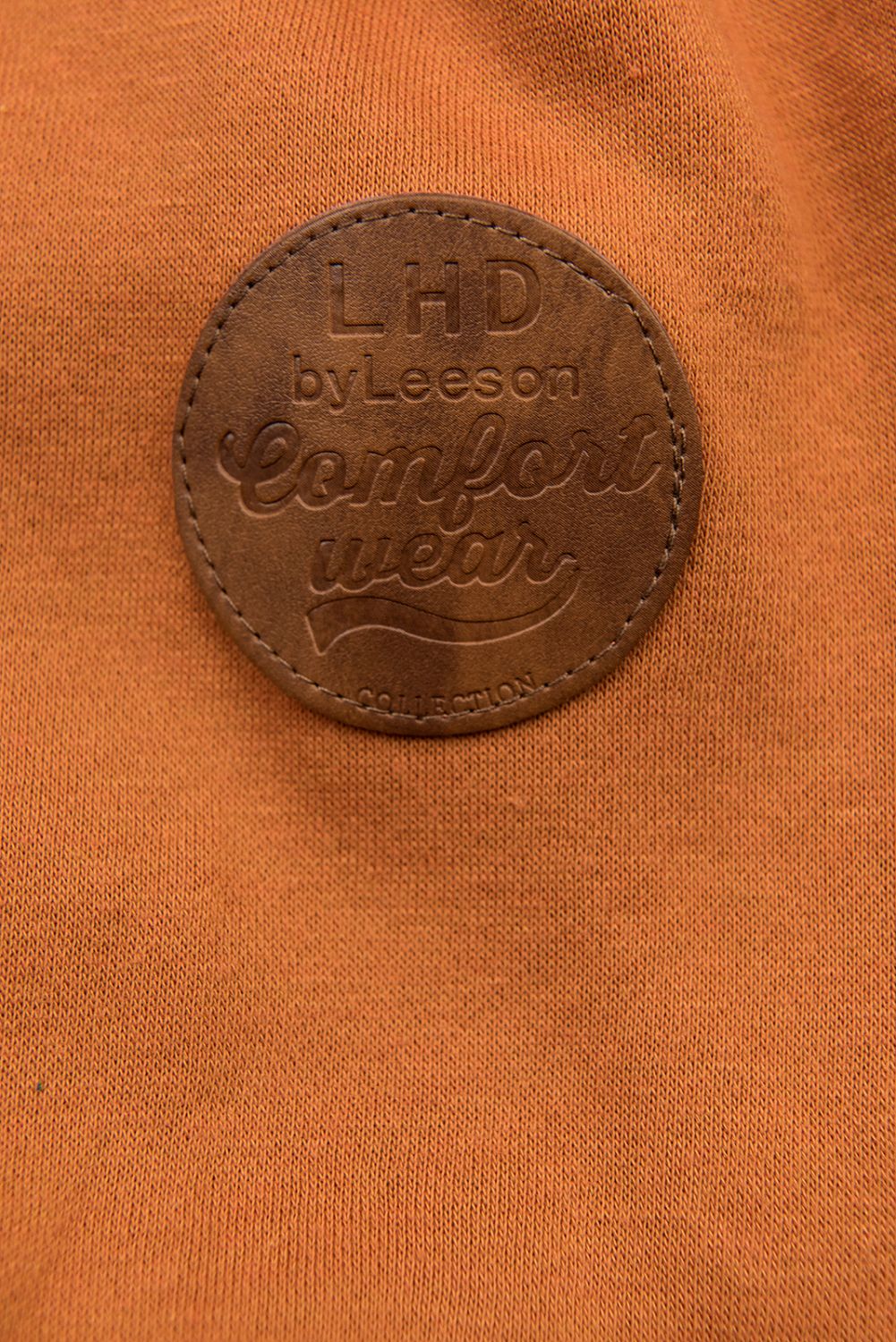 Verlängerte Sweatjacke mit hohem Kragen und Kapuze terakota