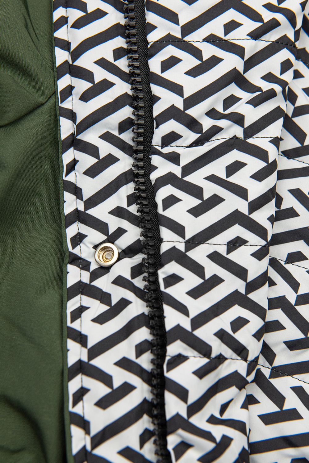 Beidseitig tragbare Frühlings-Wendeparka khaki