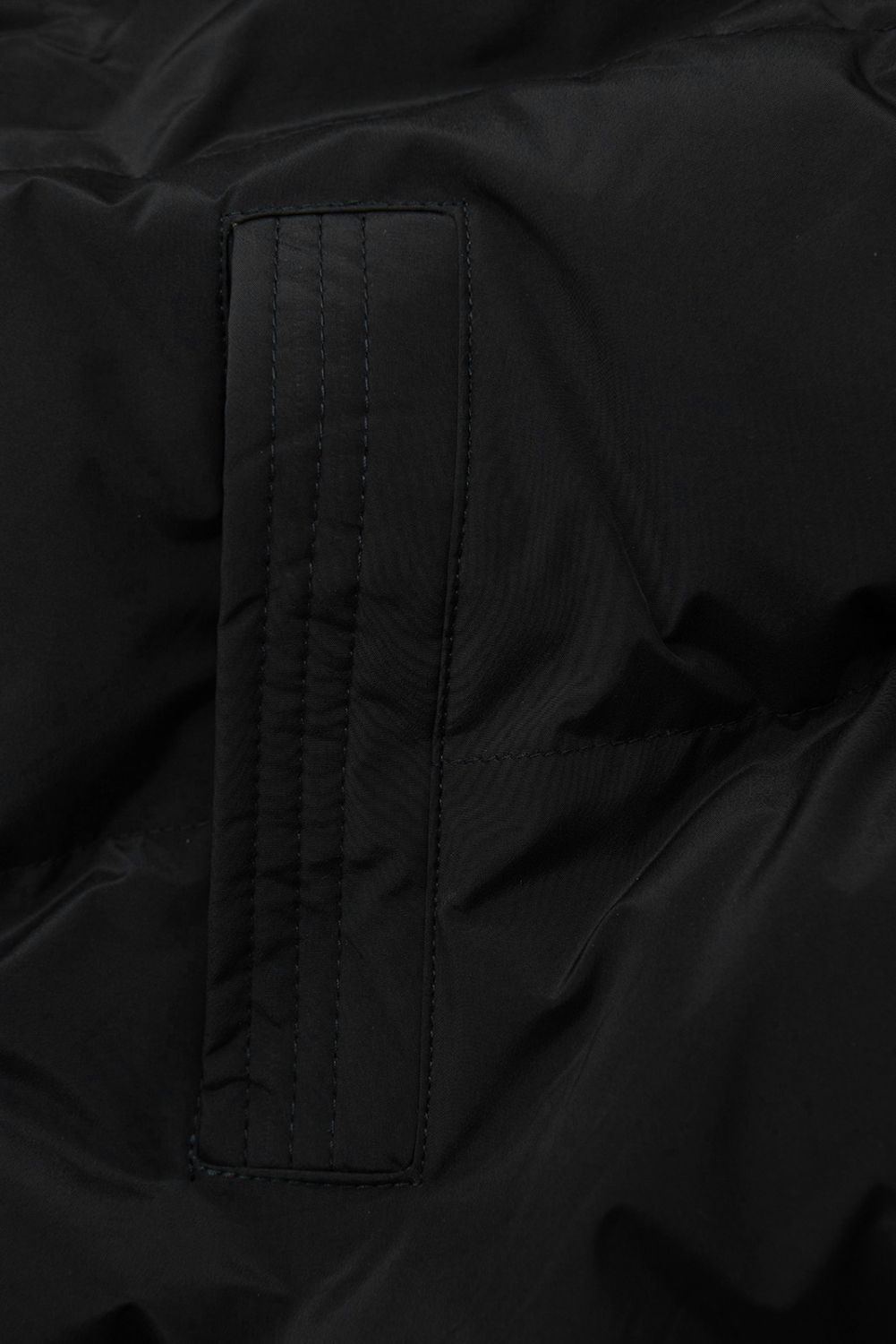 Lange Steppweste mit Kapuze Schwarz