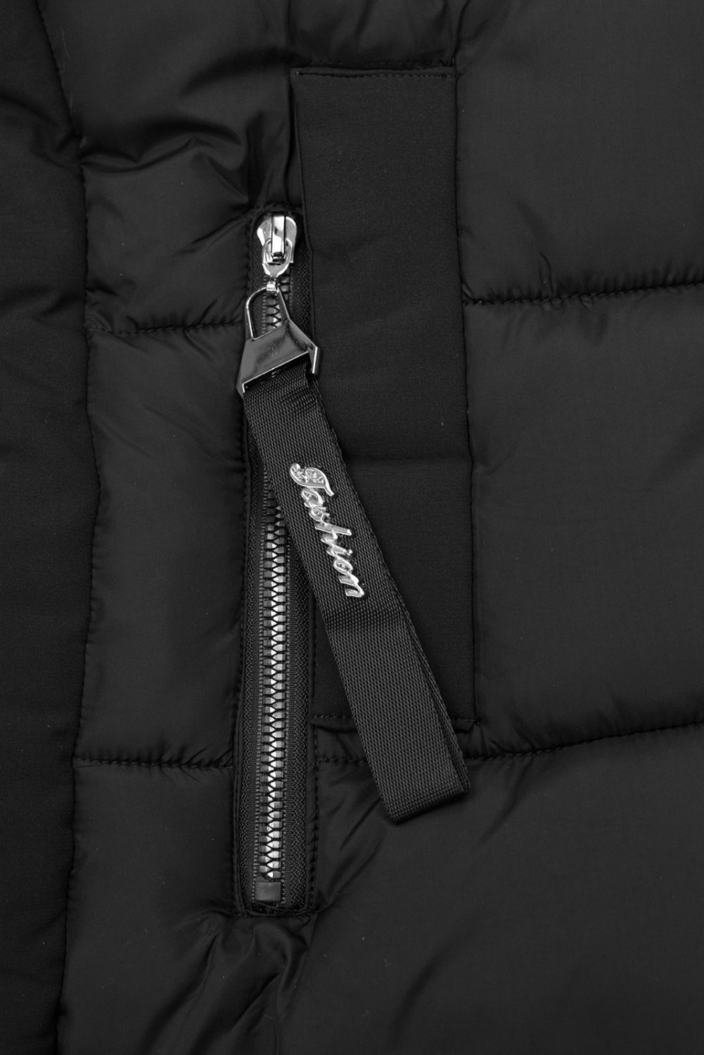 Lange Winterjacke mit Kunstpelz Schwarz