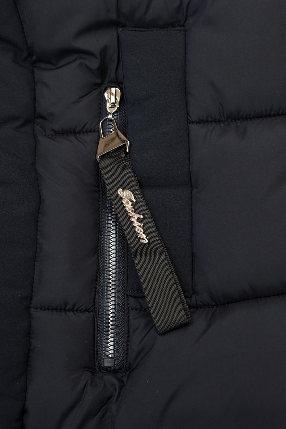 Lange Winterjacke mit Kunstpelz Dunkelblau