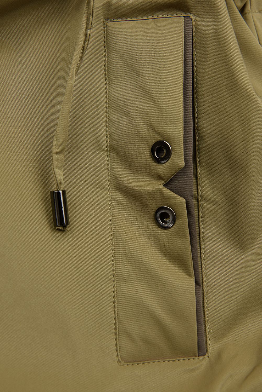 Übergangsmantel im verlängerten Schnitt Sandbeige