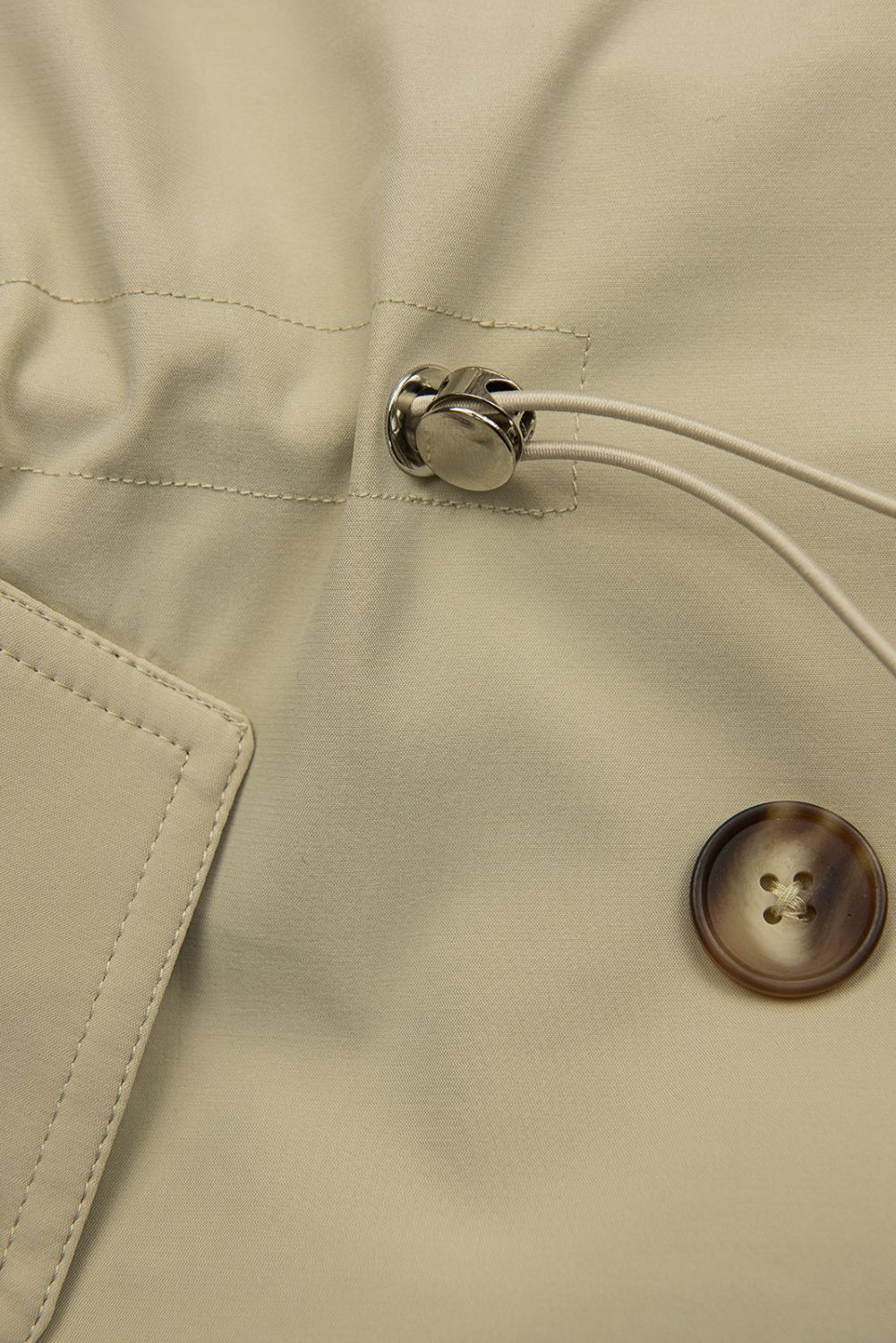 Beige Trenchcoat mit Taillengürtel