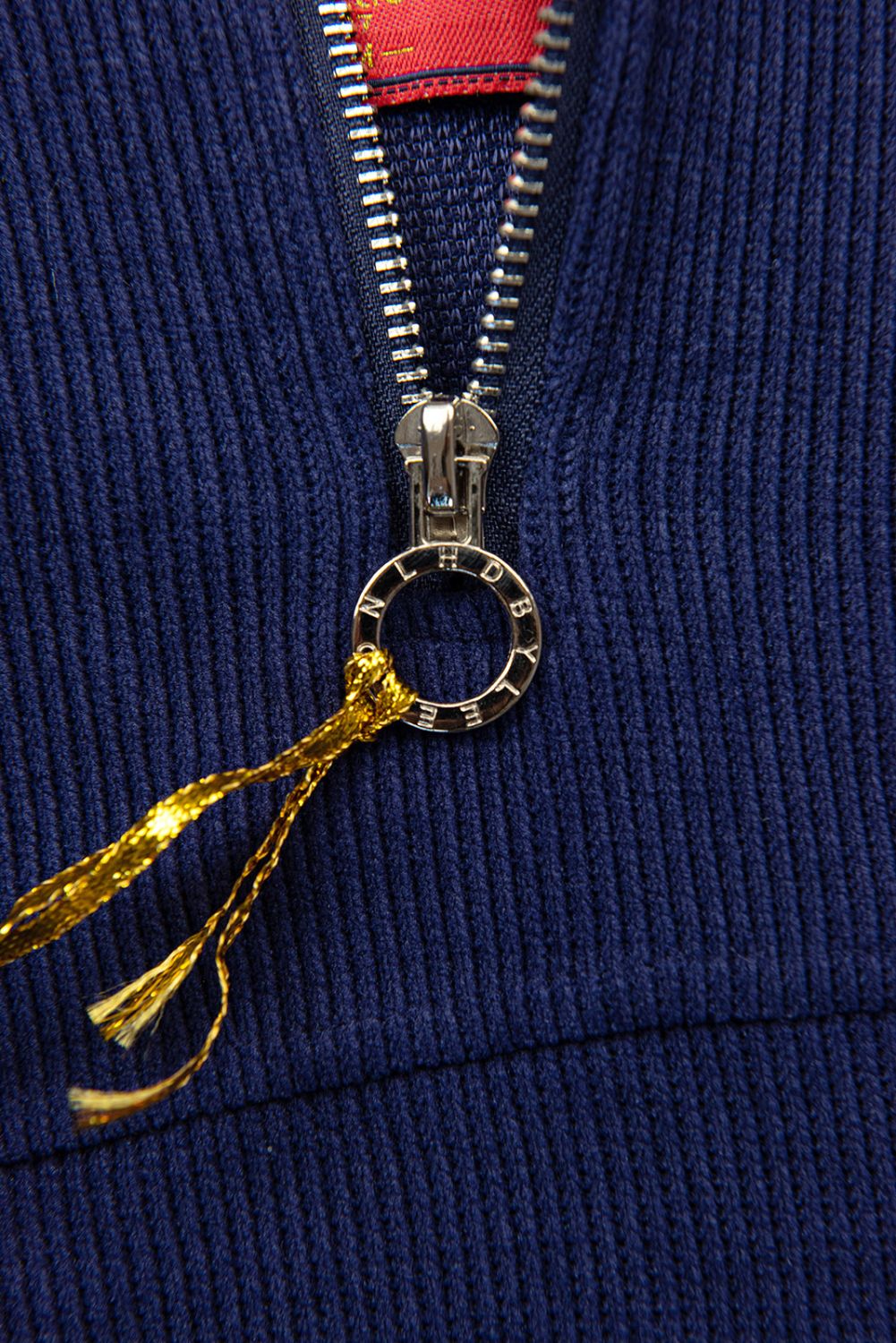 Freizeitanzug mit Stehkragen Violett