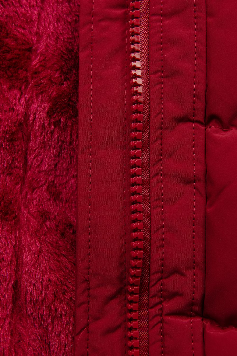 Winterjacke mit Kordel Rot