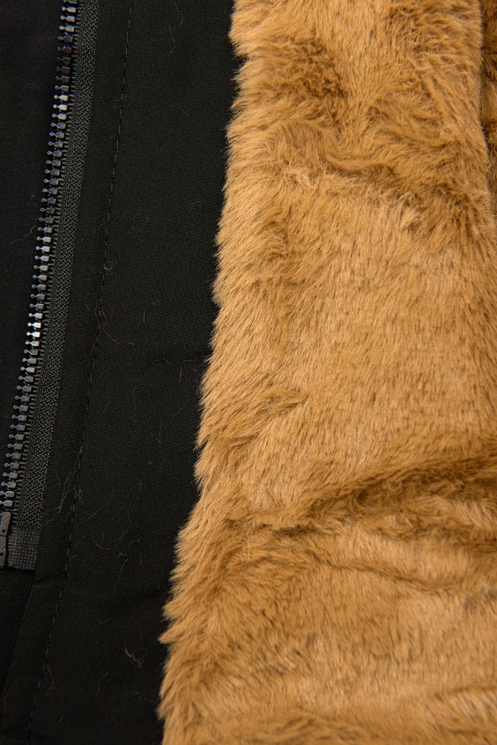 Parka mit Tunnelzug zum Einstellen der Weite schwarz