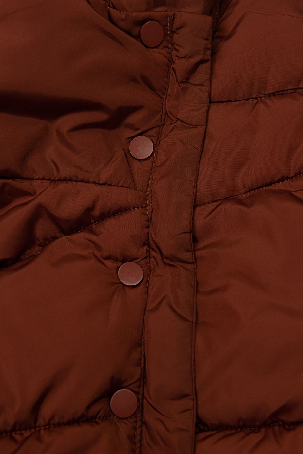 Winterjacke mit hohem Kragen Braunrot