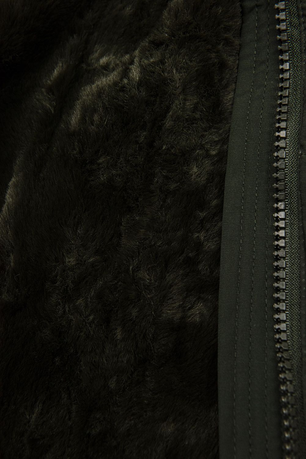 Warme Steppjacke mit Kapuze Khaki