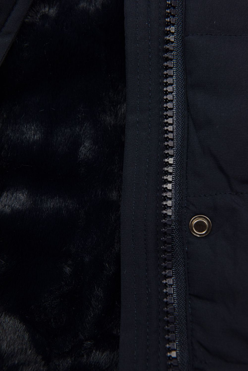 Warme Steppjacke mit Kapuze Dunkelblau