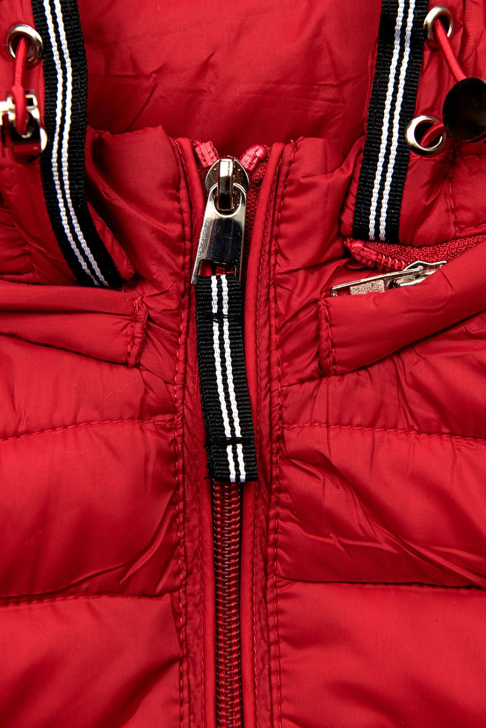 Steppjacke mit Kapuze Rot