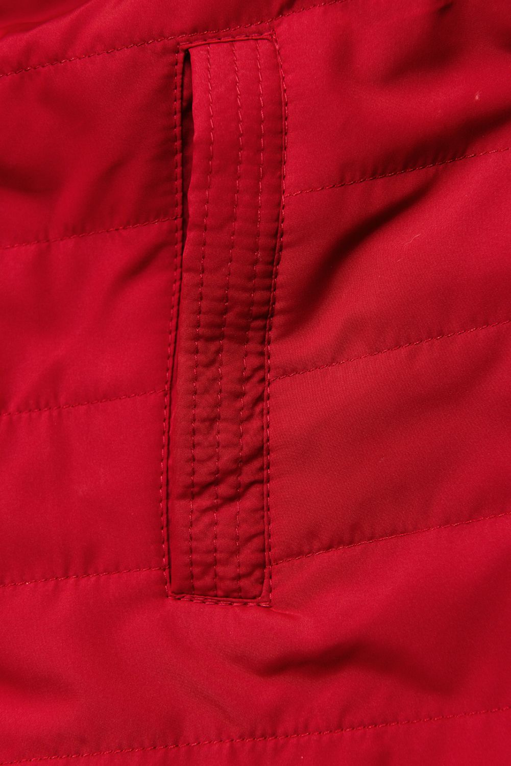 Wendejacke mit abnehmbarer Kapuze Schwarz/Rot
