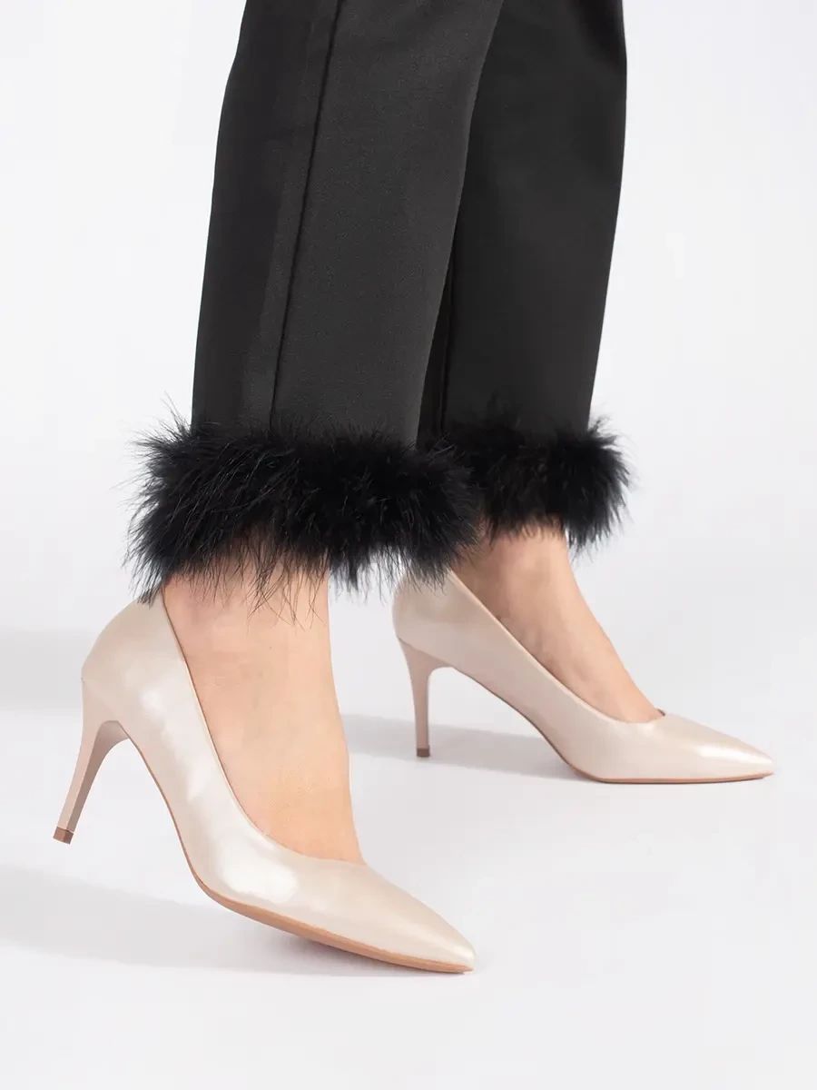 Helle beige Pumps mit Absatz