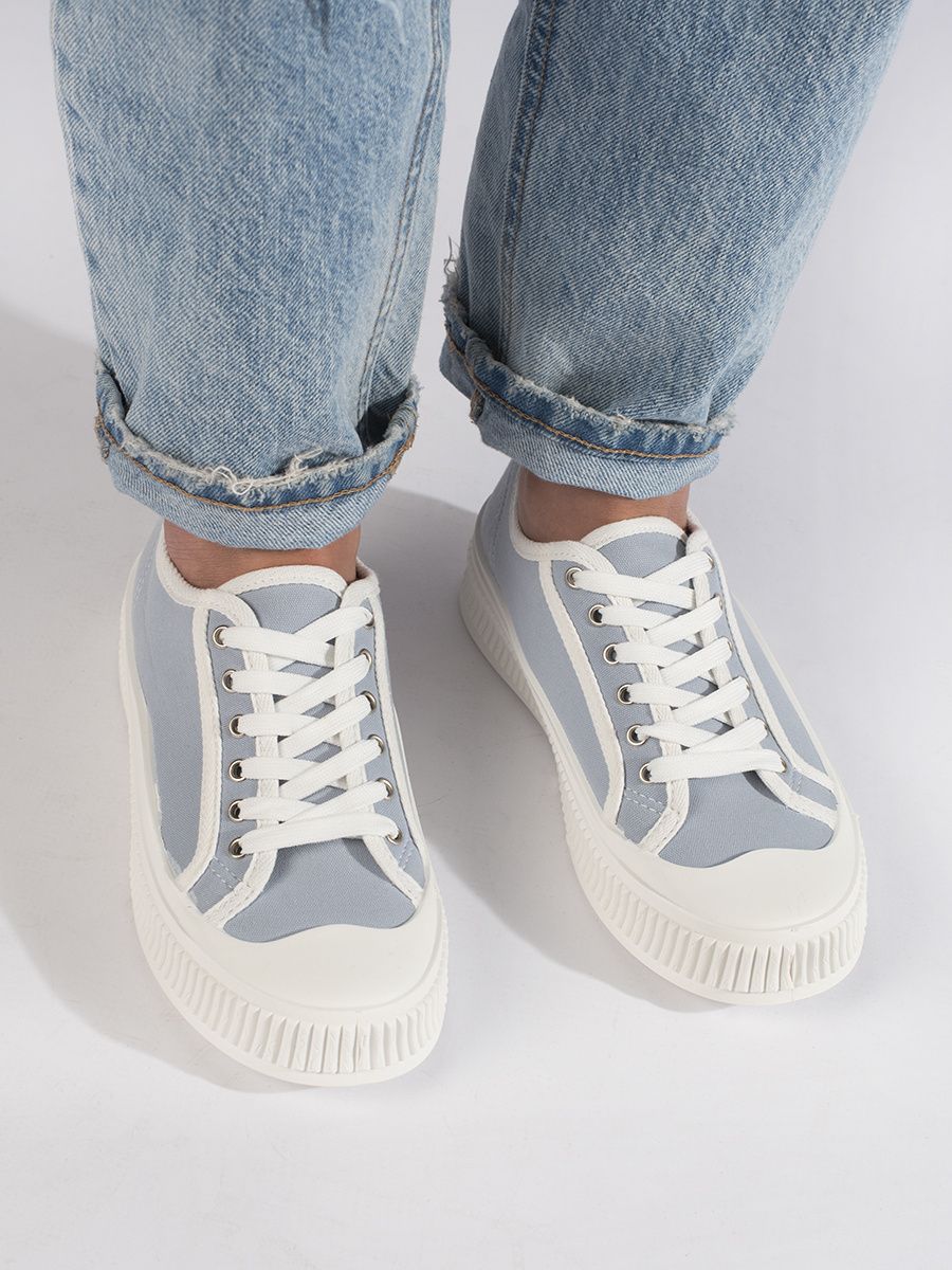 Helleblaue Damen Sneakers mit Plateau