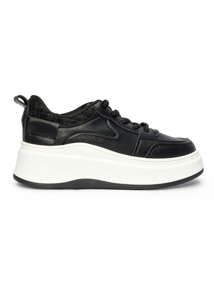 Damen schwarze Sneakers mit dicker Sohle