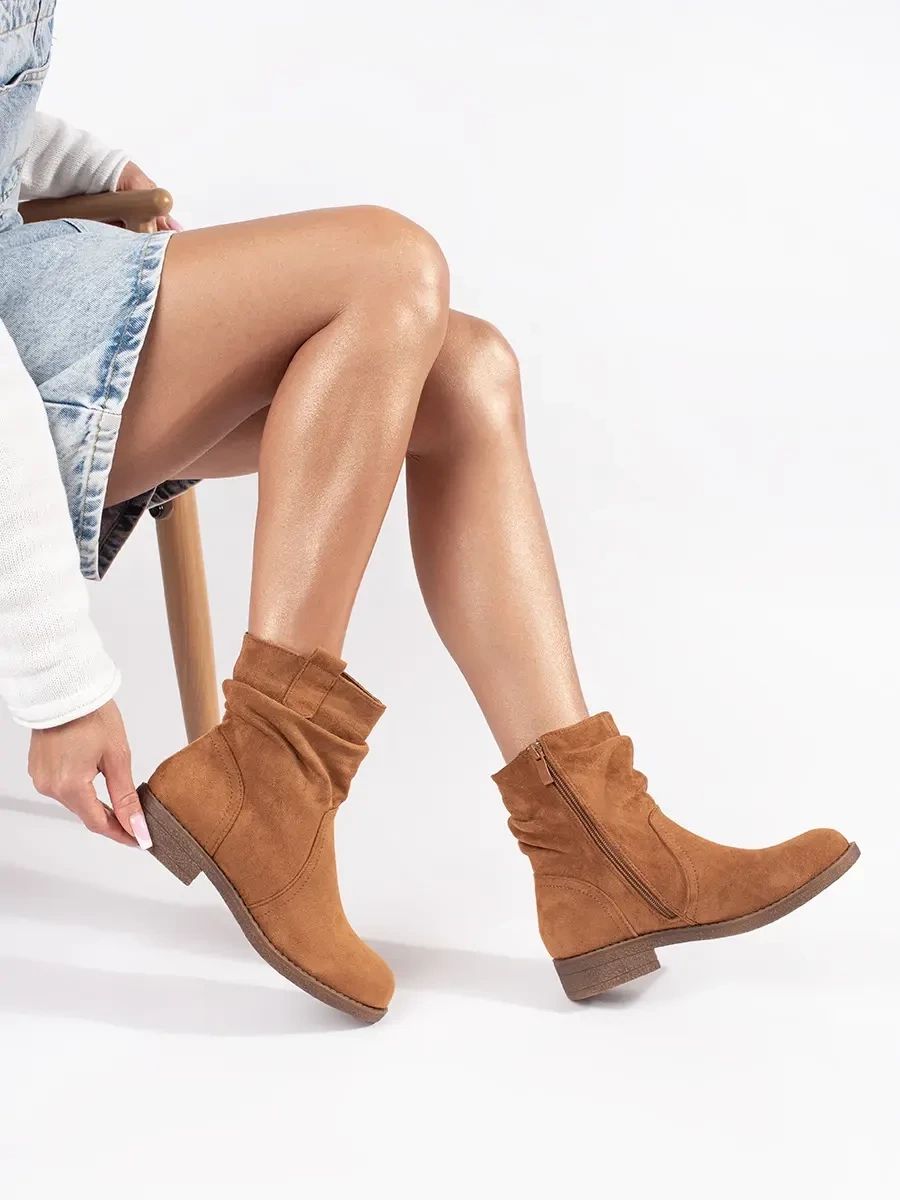 Damen braune Stiefeletten im Cowboy-Stil
