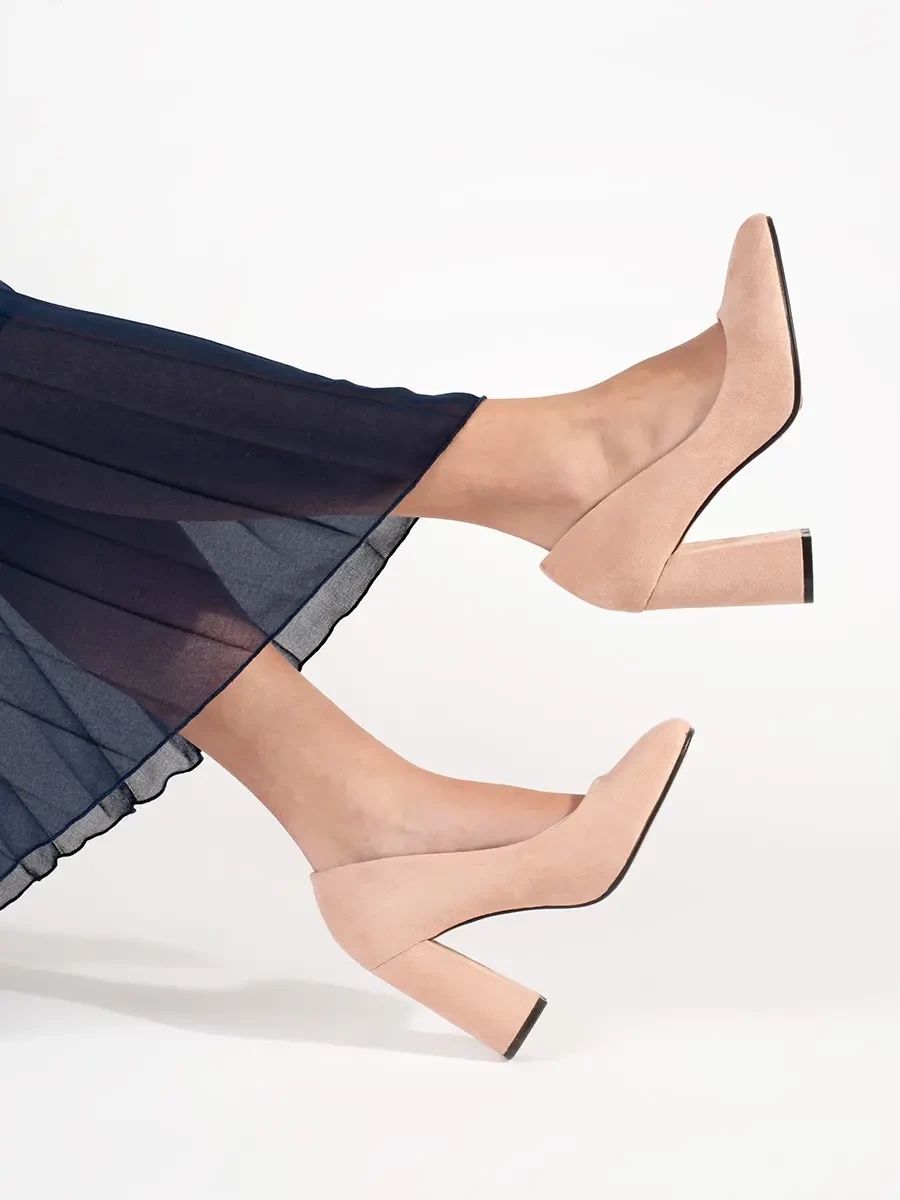 Beige Wildleder Pumps mit hohem Absatz