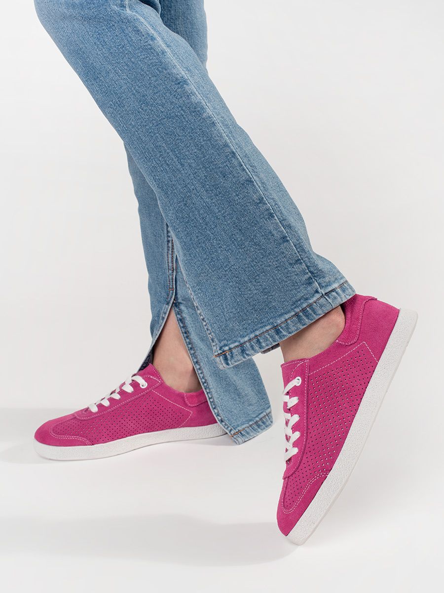 Rosa durchbrochene Sneakers aus echtem Leder