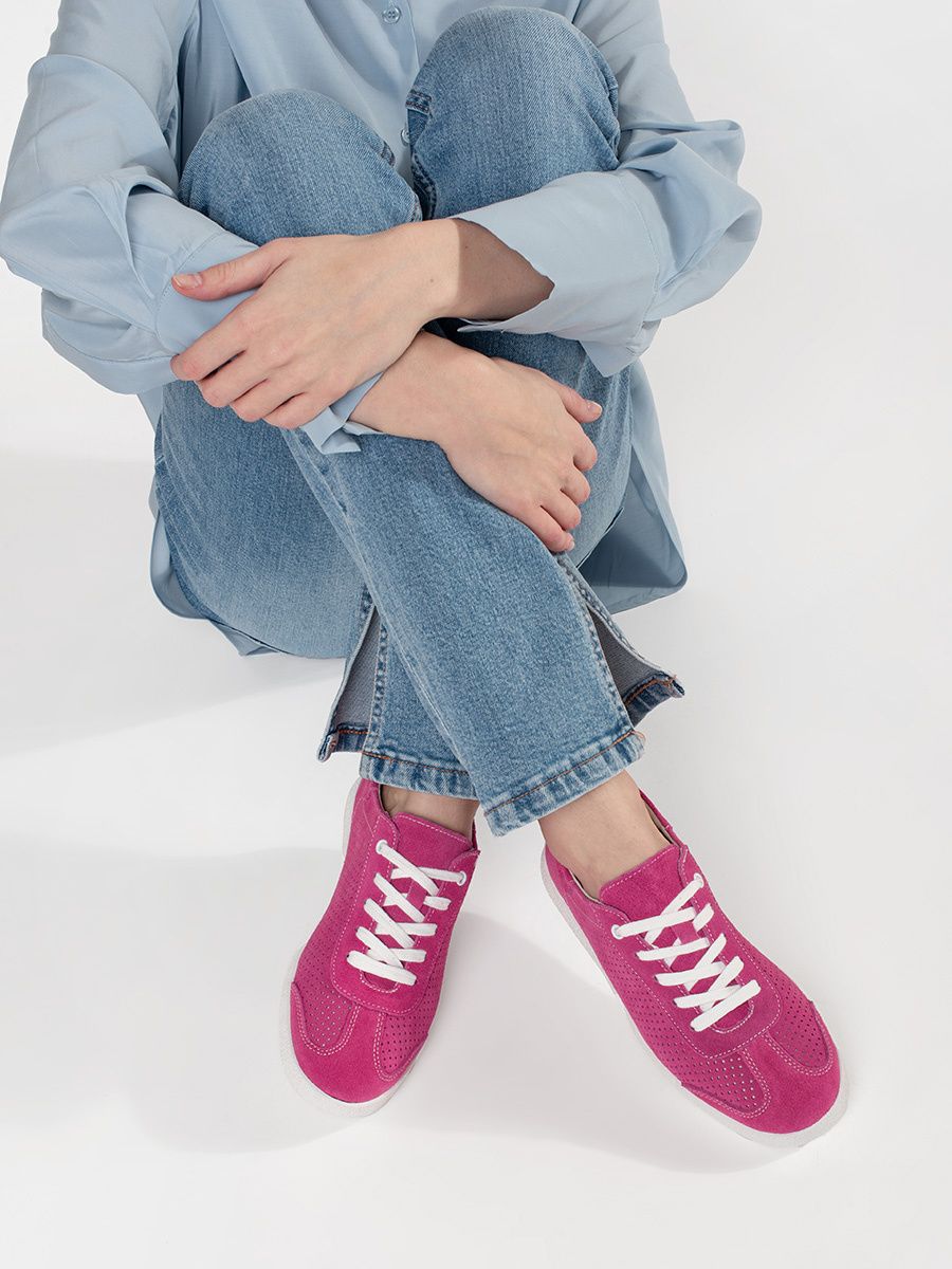 Rosa durchbrochene Sneakers aus echtem Leder