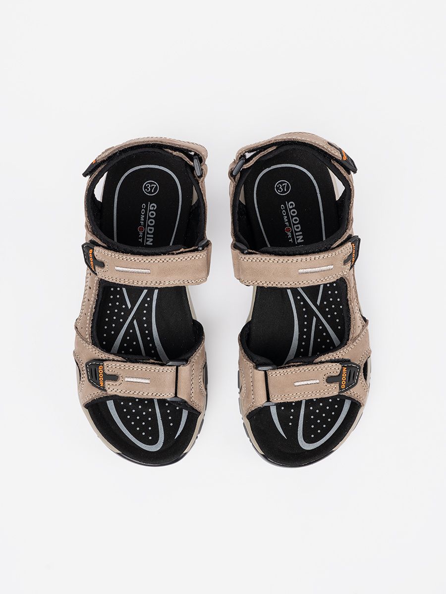 Braune Sportsandalen – Komfort und Stil für jeden Tag