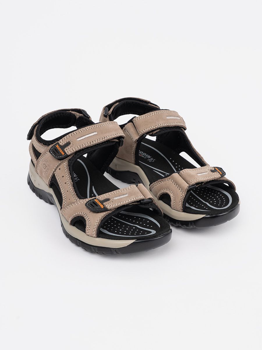 Braune Sportsandalen – Komfort und Stil für jeden Tag