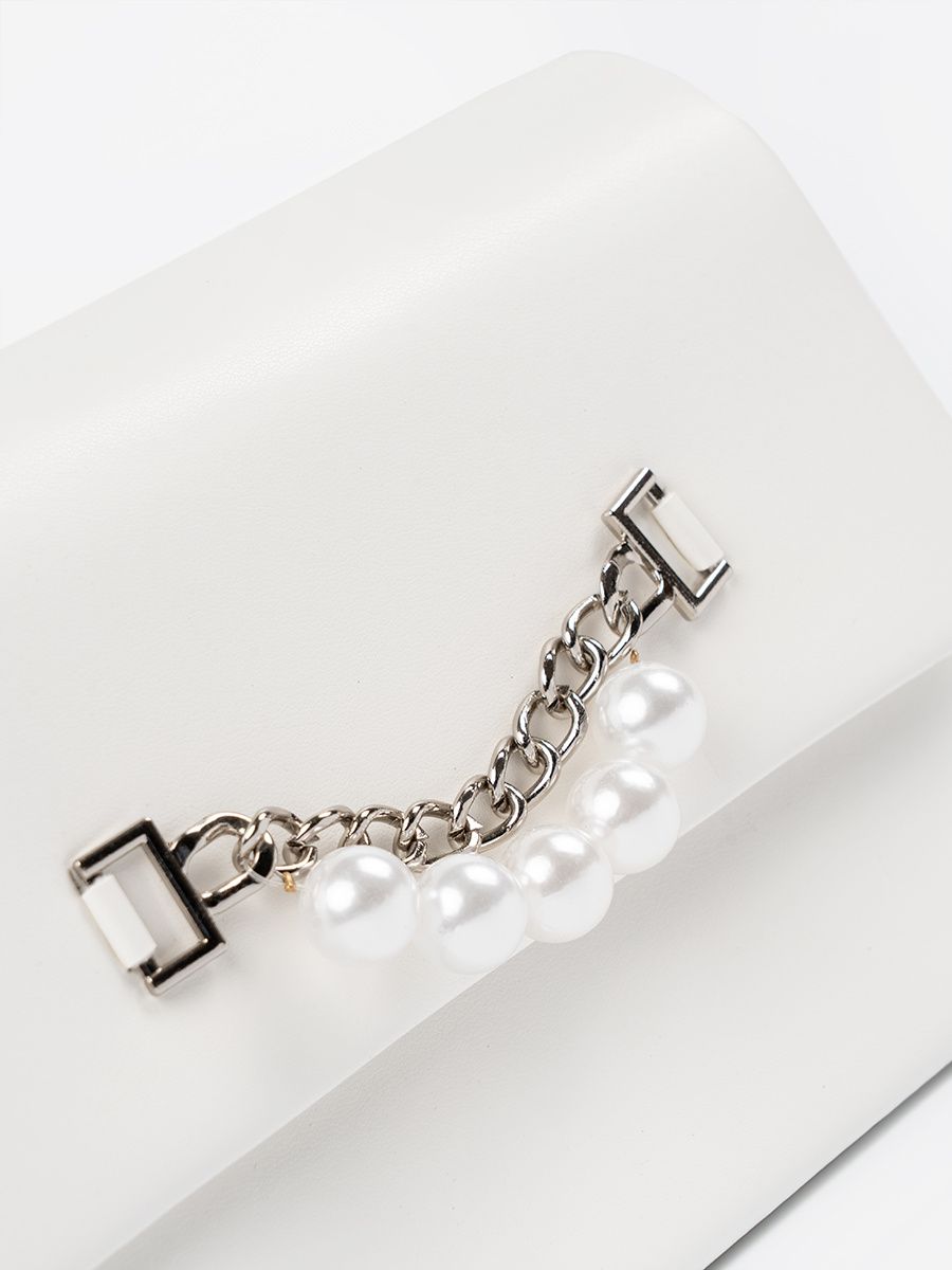 Elegante weiße Handtasche