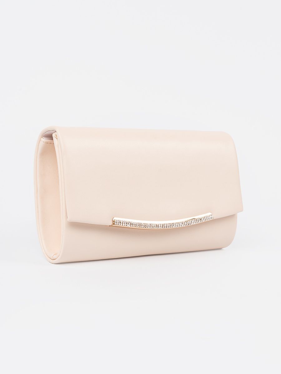 Helle beige Clutch mit Kette