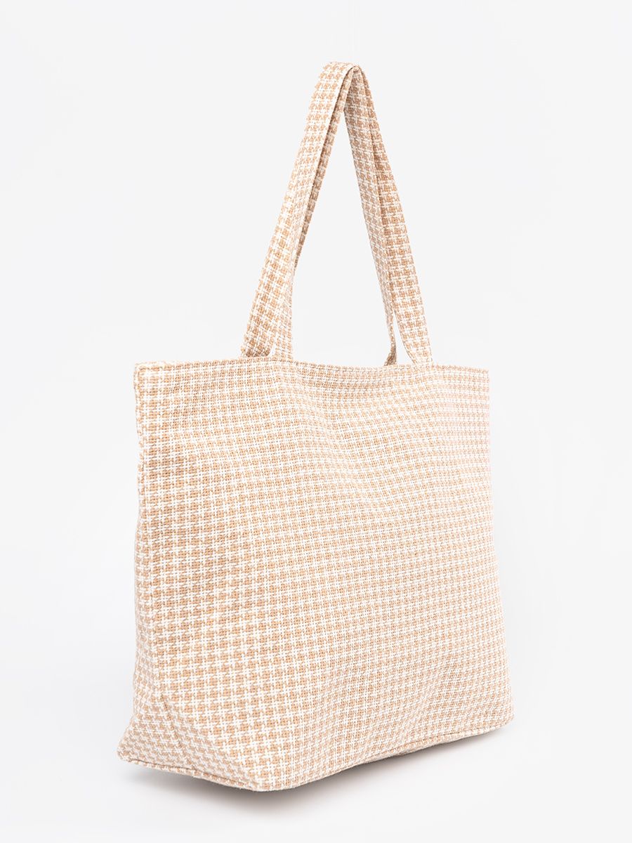 Beige Strandtasche mit weißem Karomuster