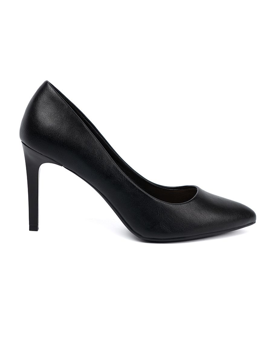 Klassische schwarze Pumps mit Absatz