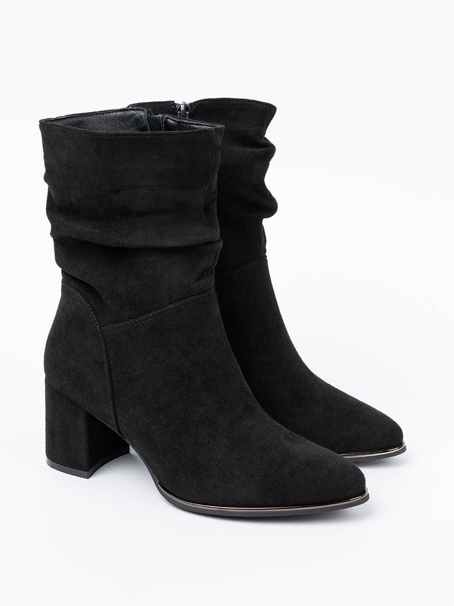 Schwarze Wildleder Stiefeletten mit elegantem Raffung