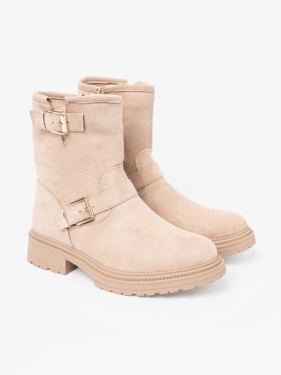 Stilvolle beige Stiefeletten mit dekorativen Schnallen