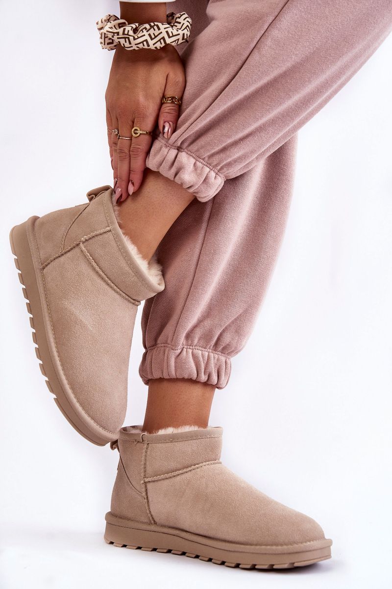 Niedrige beige Schneestiefel aus Veloursleder
