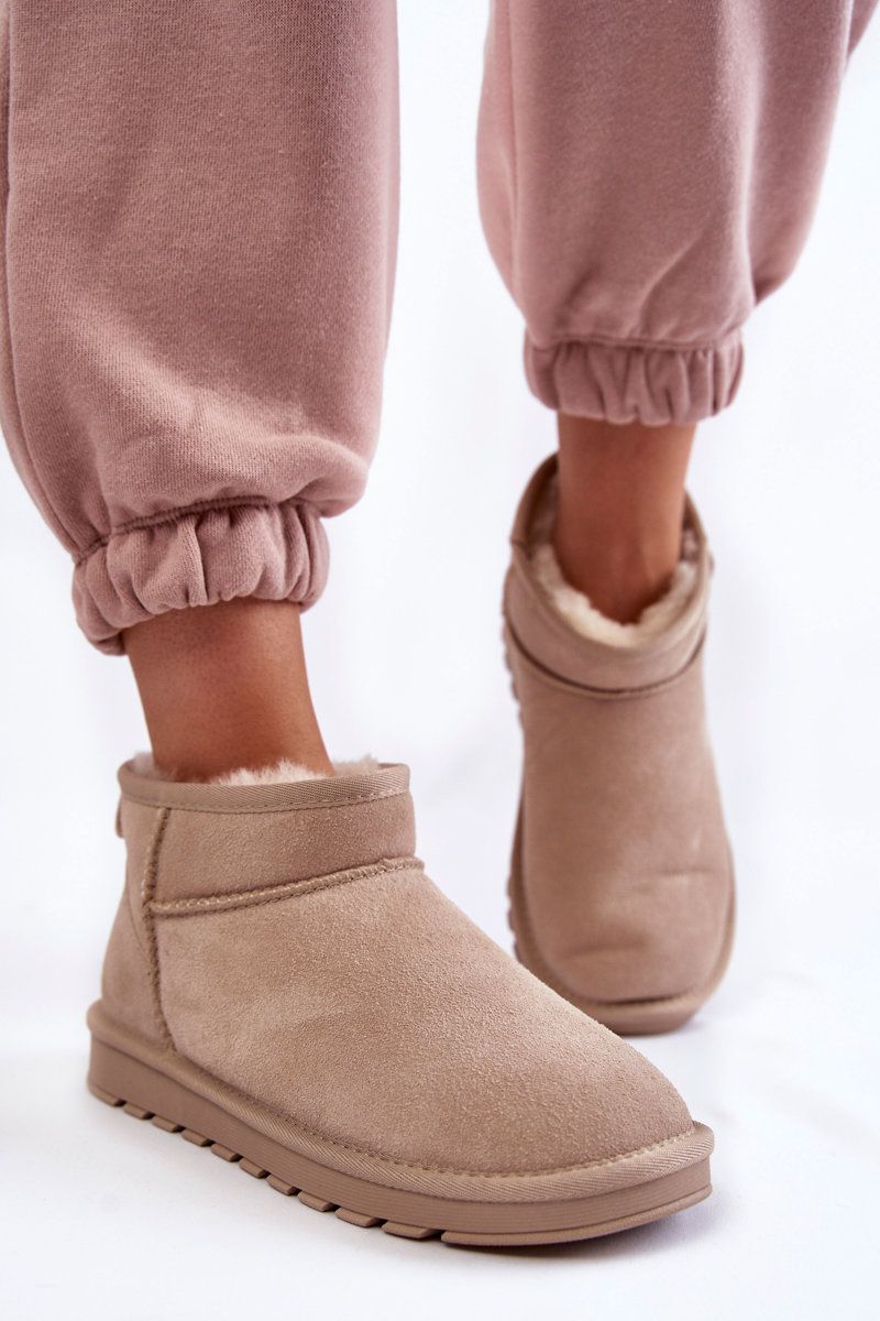 Niedrige beige Schneestiefel aus Veloursleder