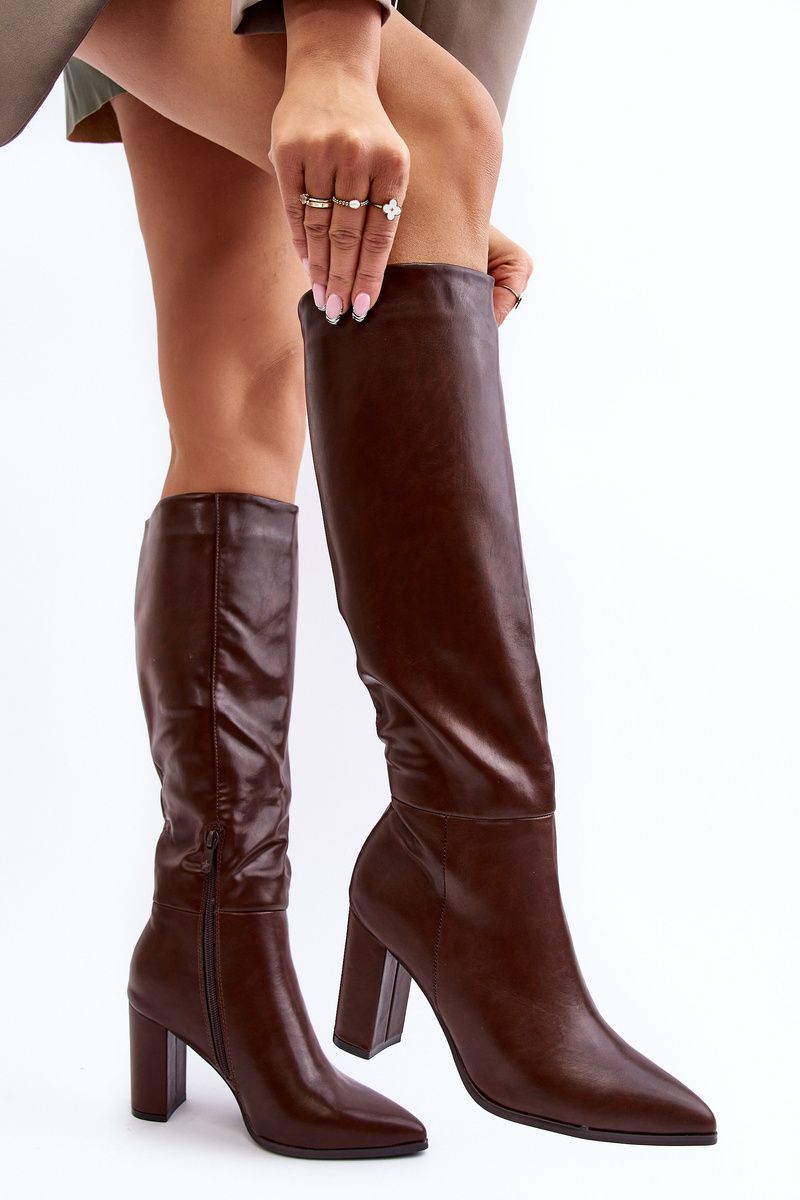 Braune kniehohe Stiefel mit Blockabsatz aus Kunstleder